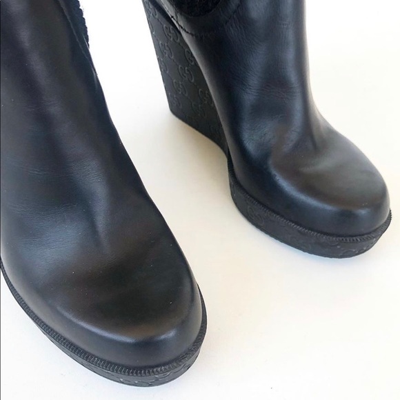 Gucci Black Leather Logo Knit Wool OTK Wedge Boots - Picture 4 of 9